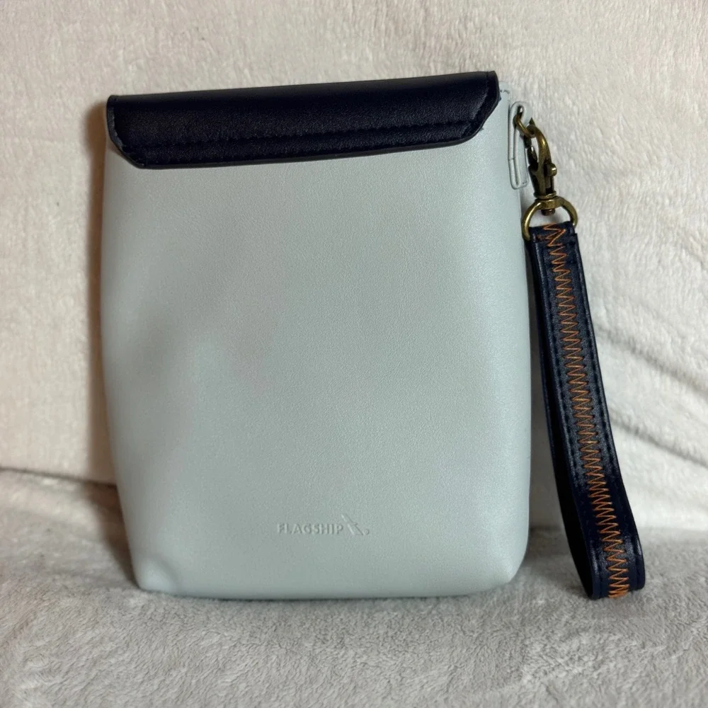 Raven+Lily American Airlines Flagship Business Class Amenity Kit LIMITED EDITION